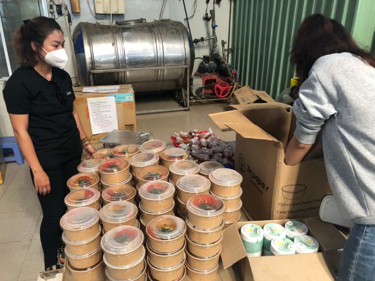 vi que kitchen hoat dong tu thien 1