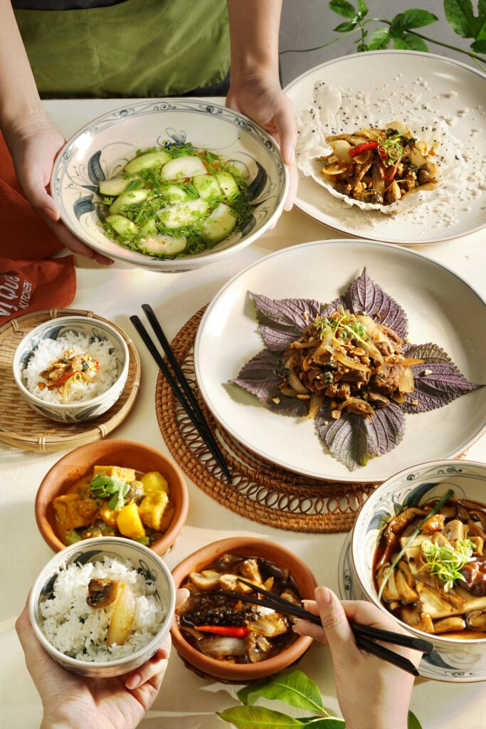 vi que kitchen mam com gia dinh it's family time