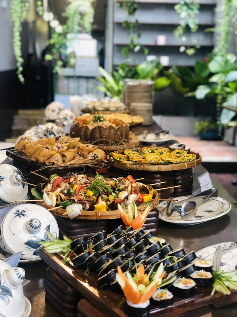 Thực đơn thuần chay đa dạng